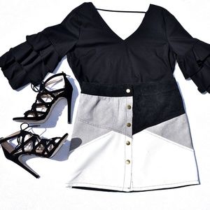 COLOR BLOCK BUTTON CORDUROY MINI SKIRT in black